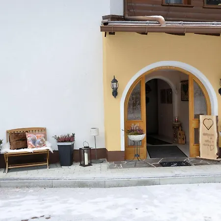 Haus Astoria Appartement Sankt Leonhard im Pitztal